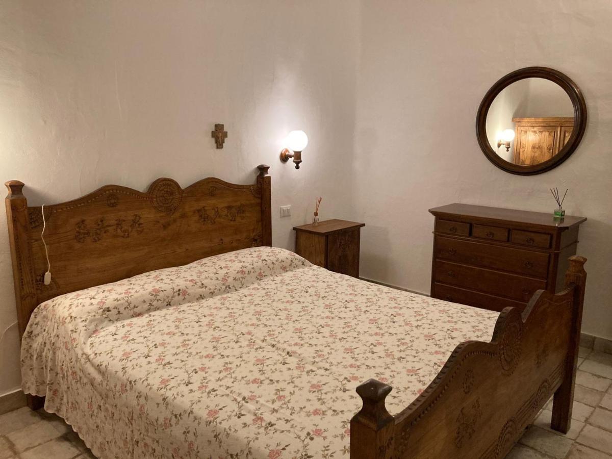 Villa Serena Porto Columbu - Perd'E Sali Dış mekan fotoğraf